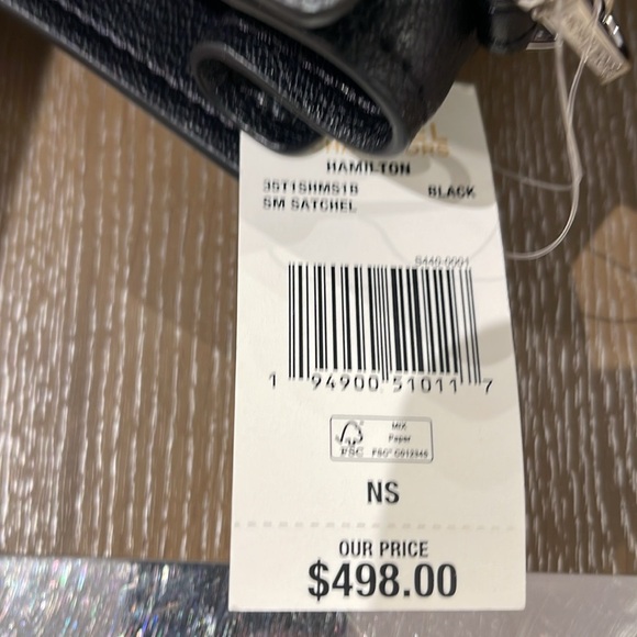 Michael Kors Hamilton Small Signature Logo Satchel Crossbody Bag
Black /Silver - Picture 9 of 16